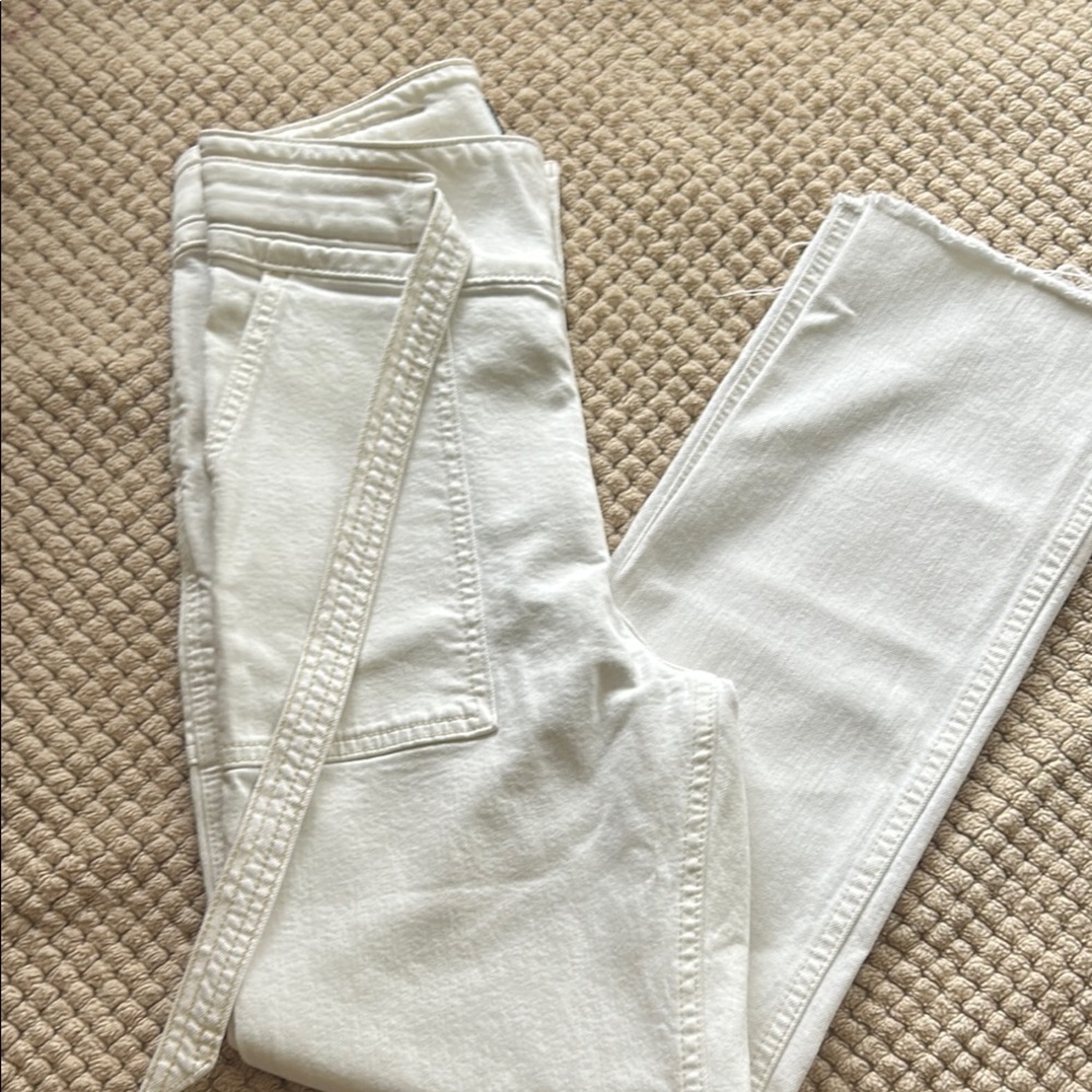 Abercrombie & Fitch Cream Ultra-High Rise Jeans - Picture 5 of 10